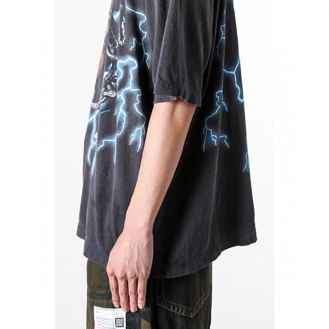 SAINT Mxxxxxx MEDUSA SS TEE/BLK Medusa Hydra retro sulfur-dyed short-sleeves, washed black S-XL, cylindrical fabric with no side seams, the open width is almost meaningless, Assute ready-to-wear dyeing, the whole piece faded, collar and cuffs frayed, many hangings, oversized printing position, genuine level restoration, customized joint main mark/wash mark/with little angel anti-counterfeiting